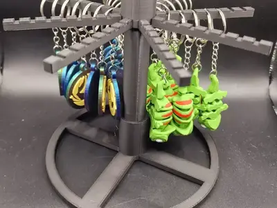 Keychain display rotating