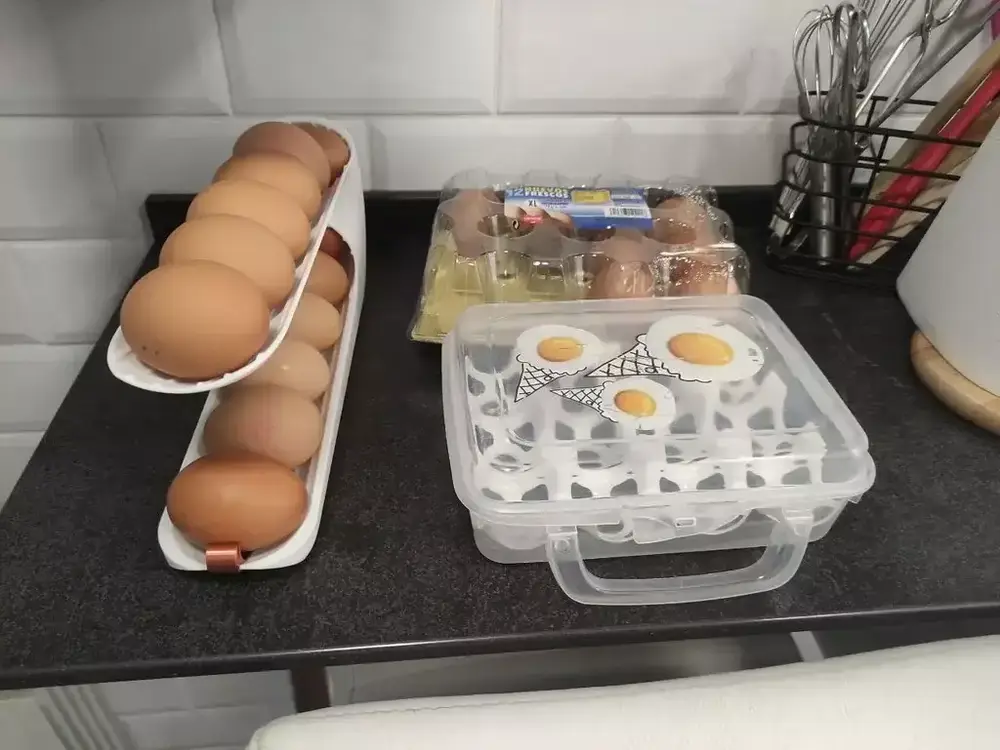 Eggs Dispenser