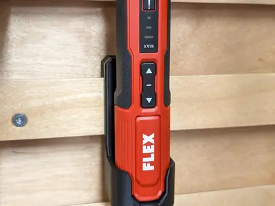 Flex SD 5-300 4.0 or Denali Akku Stick Wall Mount and French Cleat Holder