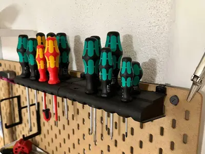 Pegboard/IKEA-Skadis Screwdriver mount