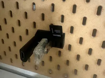Pegboard/IKEA-Skandis SD/USB holder