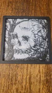 Frame for Skull Optical Illusion hueforge Painting