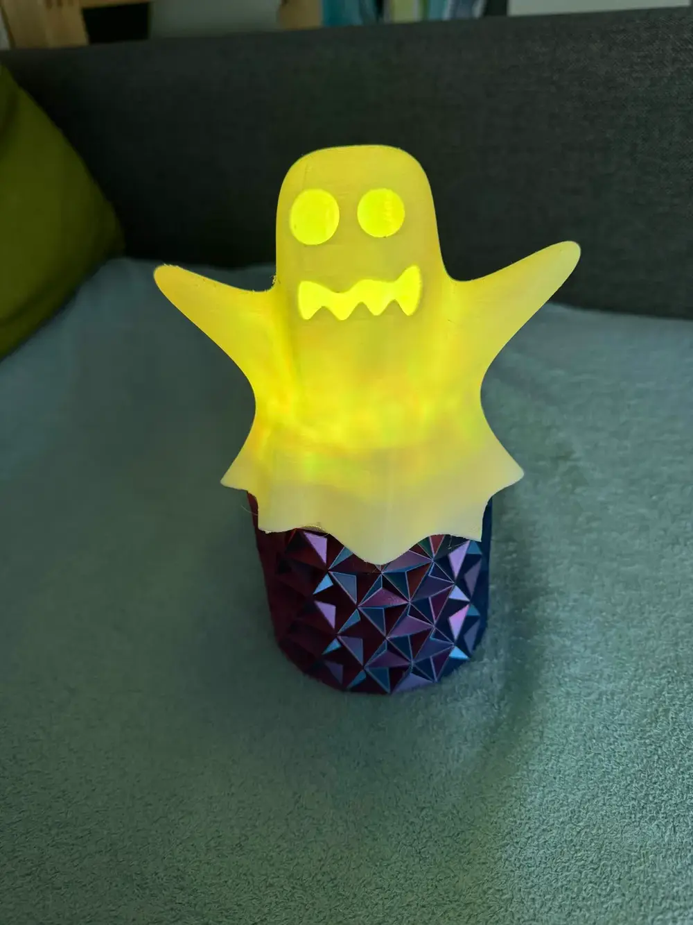 Ghosty lamp