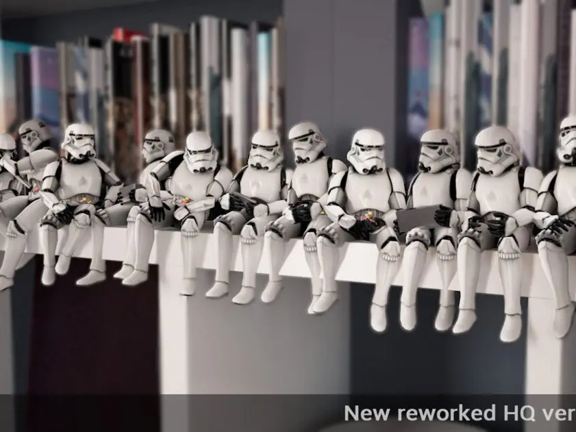 Lunch atop a shelf (StarWars Troopers)