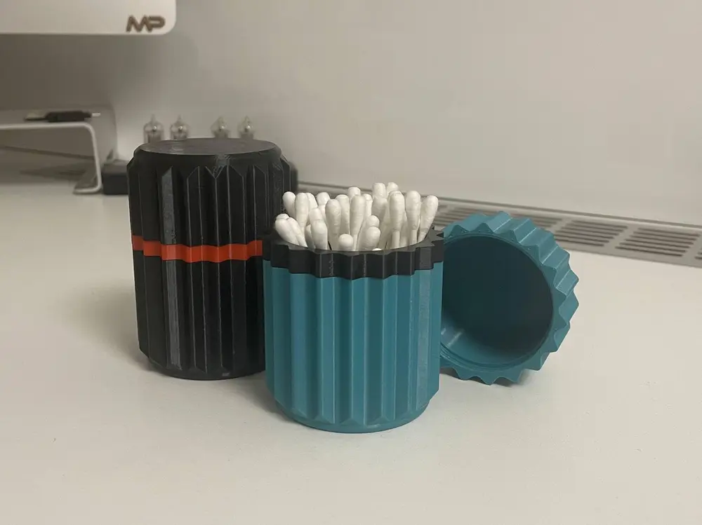 Travel closeable container for universal use