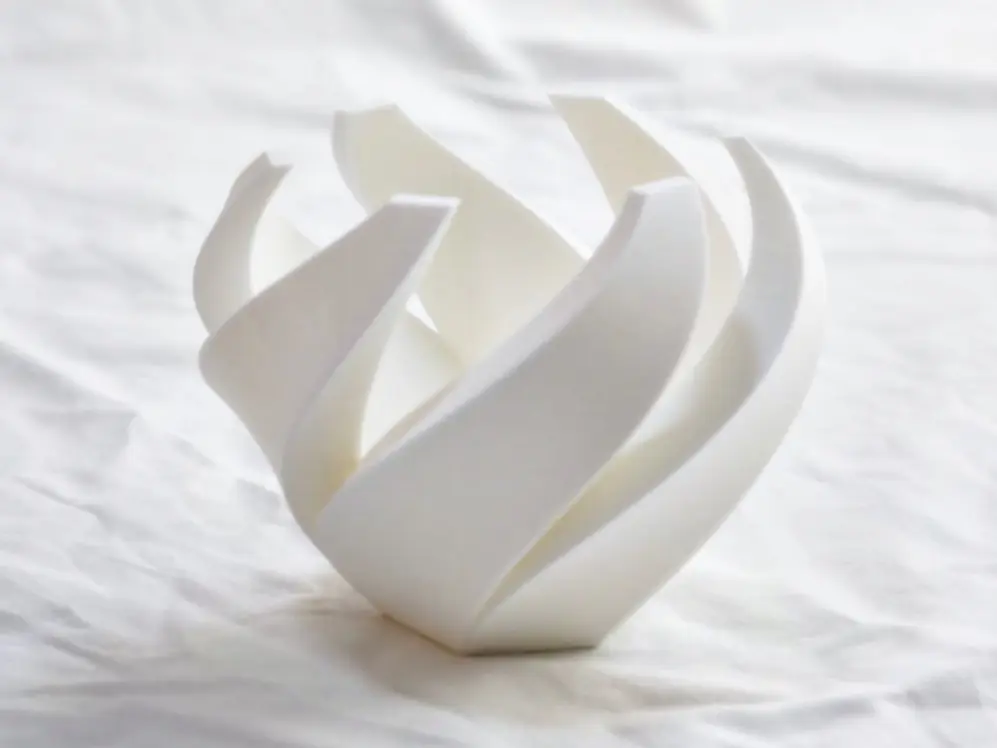 Curved Bowl