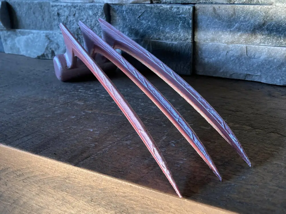 Wolverine Claws (Wearable)