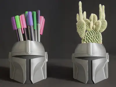 Mandalorian Helmet - pen holder / plant pot