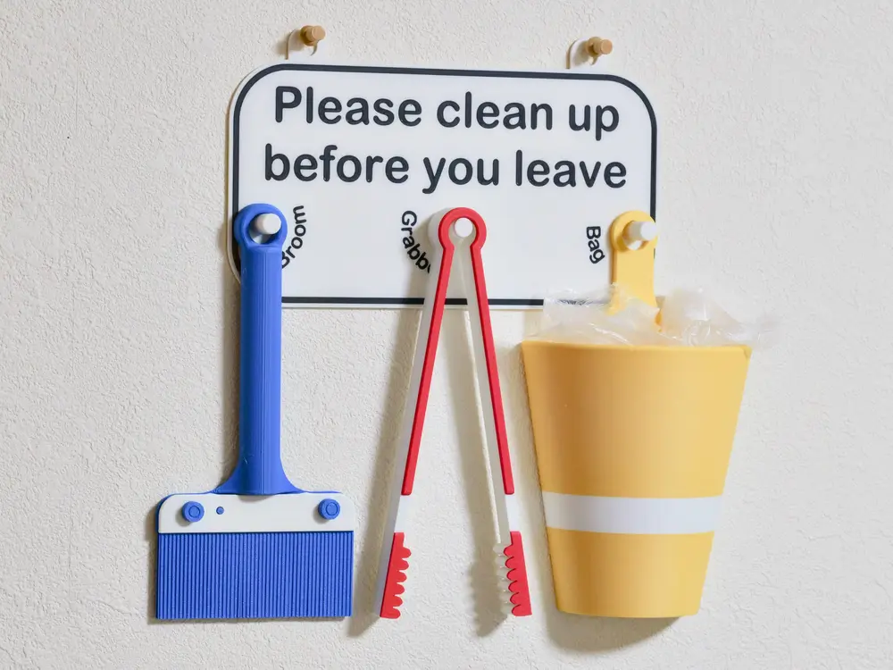 Clean-Up Kit and Sign