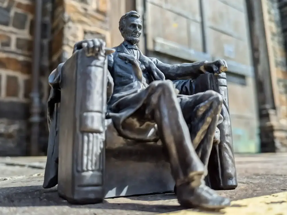 Statue of Abraham Lincoln (Lincoln Memorial)