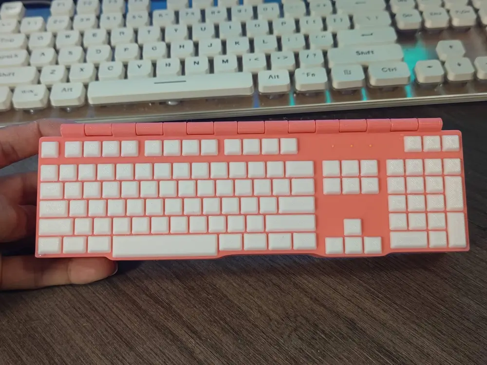 Keyboard pencil case