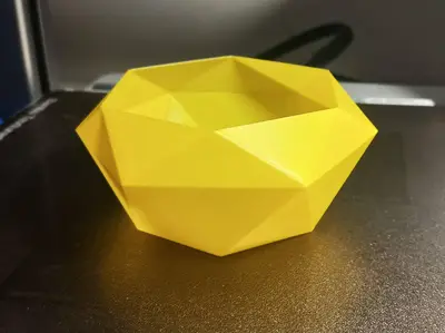 Low poly planter pot