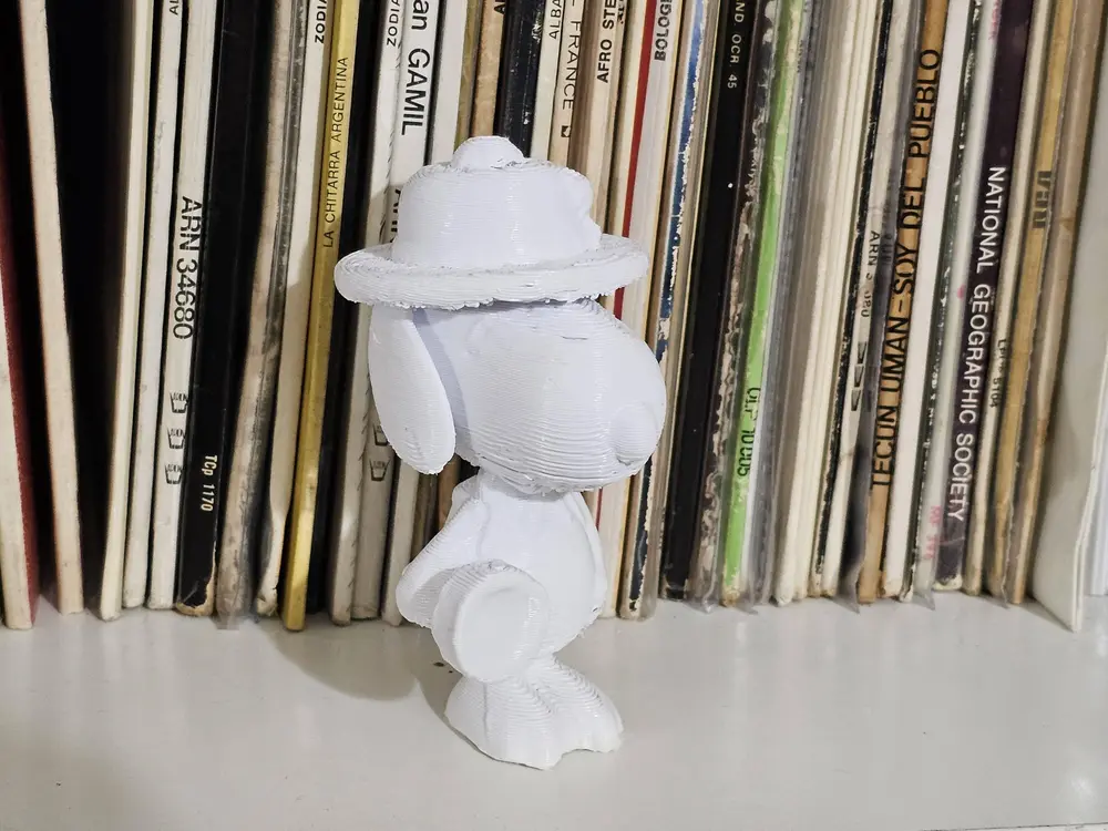 Snoopy explorer figure