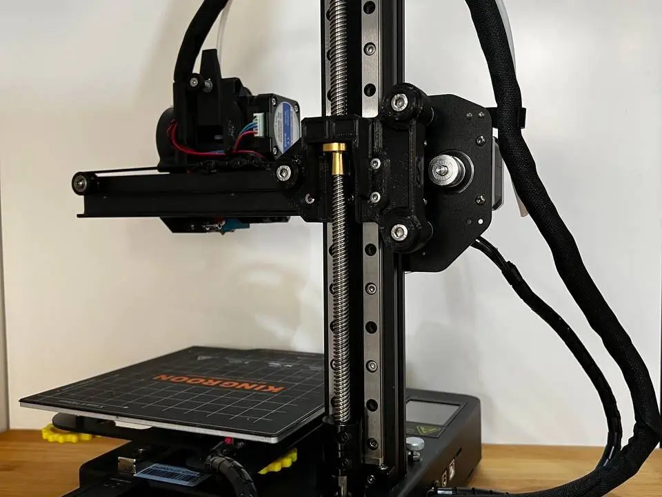 Kingroon KP3S - Z axis Linear Rails