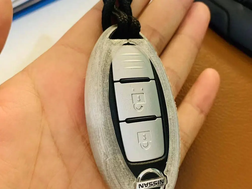 Nissan key outside, shell protection shell