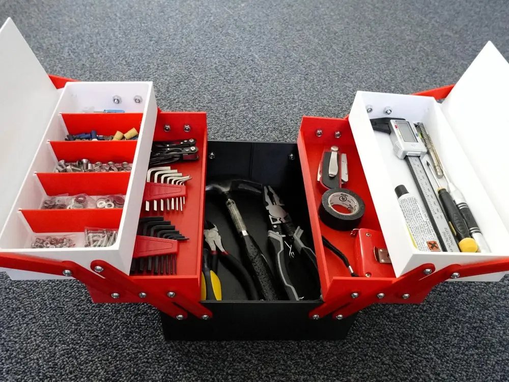 A2Z Cantilever Toolbox (Medium)