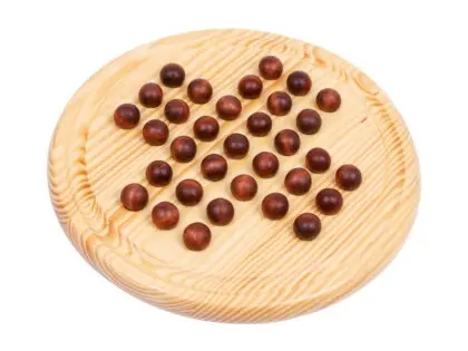 Chinese checkers solo game