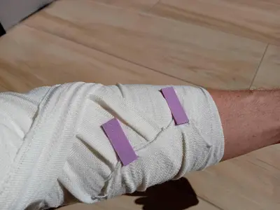 Bandage Clip