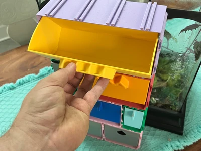 GridLok Tilt Box - 8" 4 Finger Grab