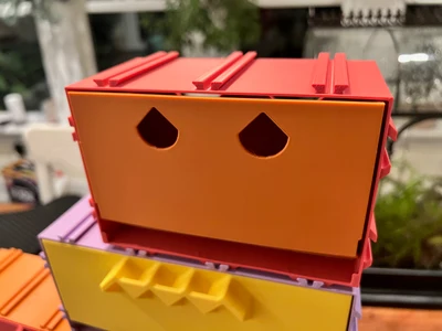 GridLok Tilt Box - 6" 2 Finger Hole Edition