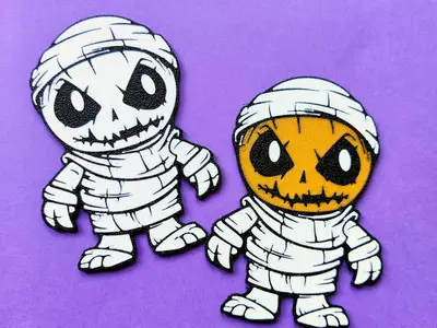 Mompkins  (Mommy + Pumpkin)