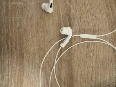 "Wired" Airpods with USB-C and Audio Jack