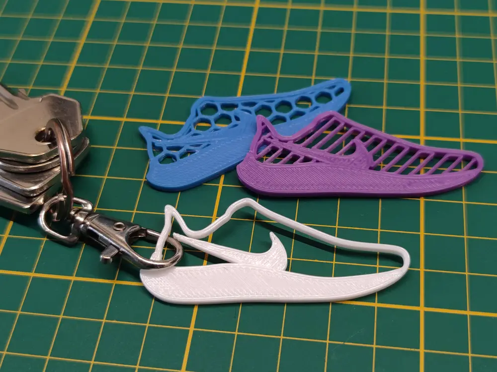 Running shoe keychain (Nike)