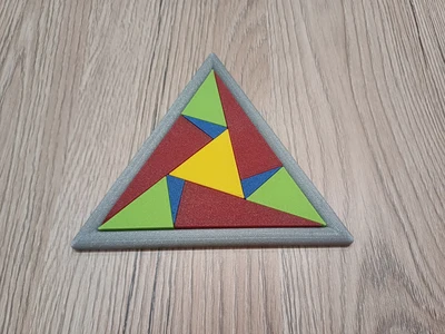 Triangle - tangram puzzle for kids