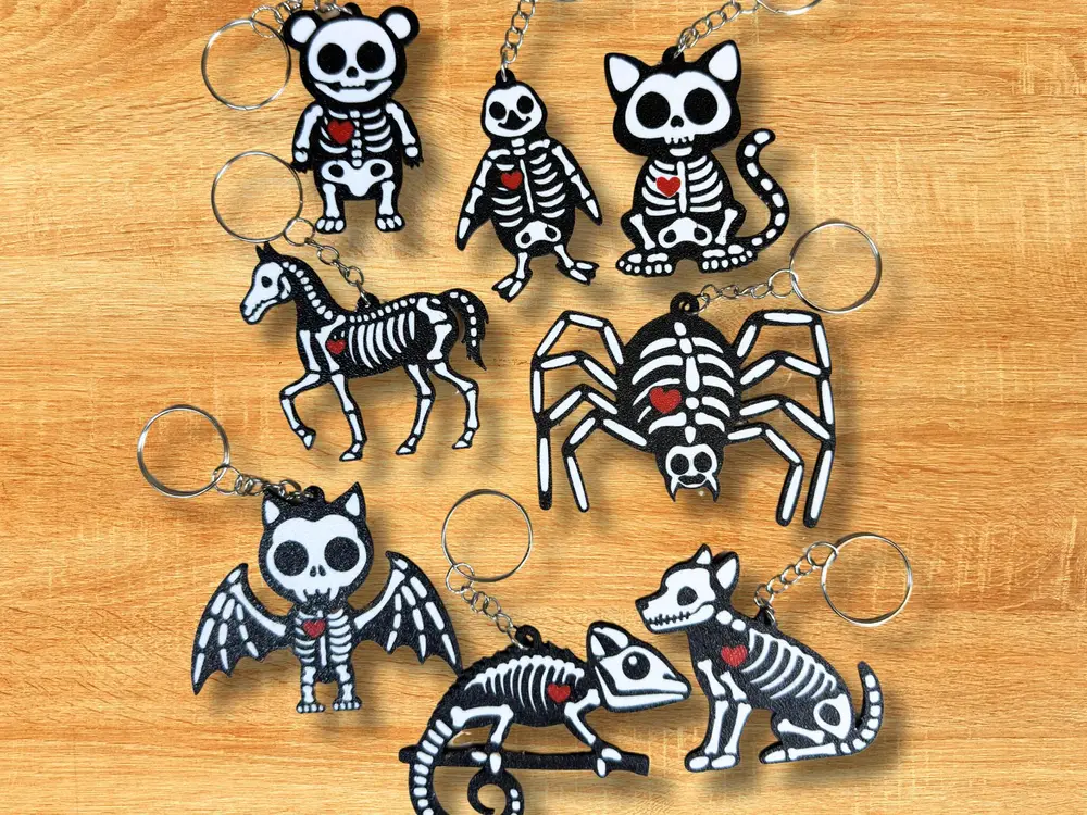 Halloween animal skeleton keychains