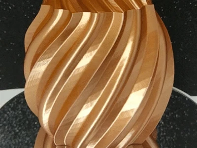 Simple spiral vase