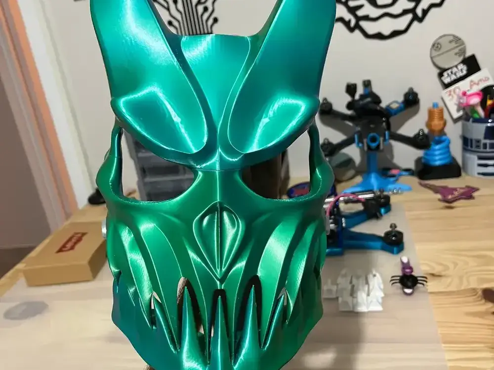Slaughter to prevail / Alex Terrible Mask