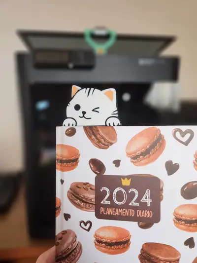 Chunky Cat Peeking Bookmark