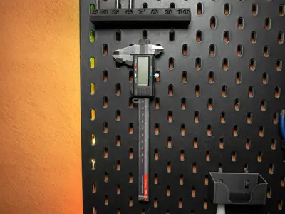 Caliper support for Ikea Skadis