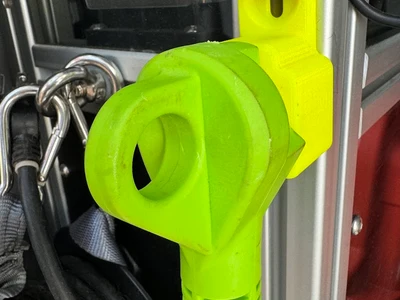 t-clip mount for 30A plug