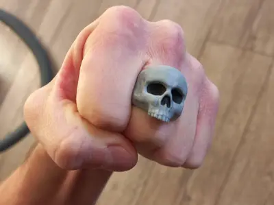 Skull ring