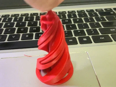穿透 螺旋 解压 玩具