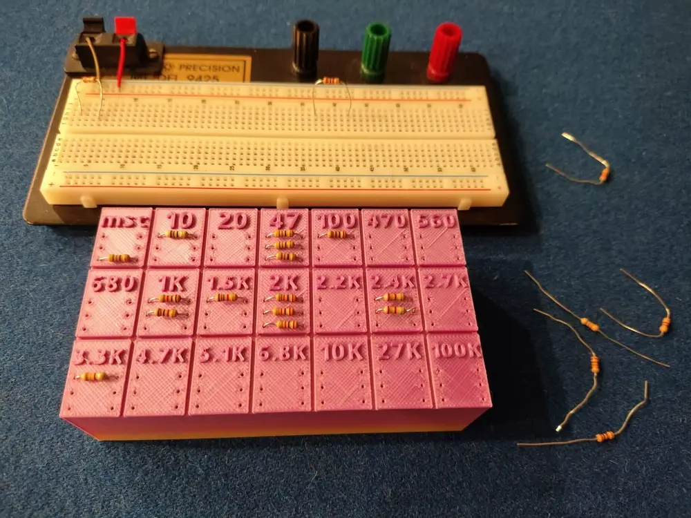 Compact Resistor Organizer