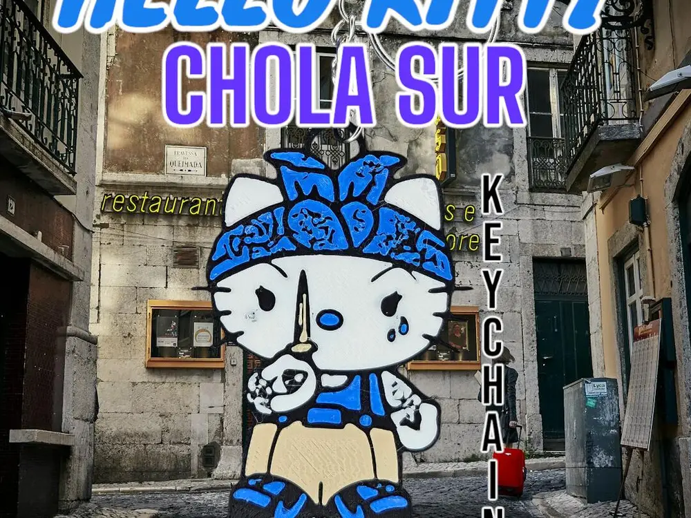 Hello Kitty Chola Sur Keychain