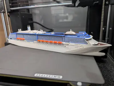 Costa Atlantica cruise ship (Prusa MMU remix)