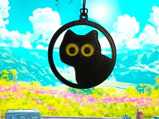 Creative Pendant: Squat Cat