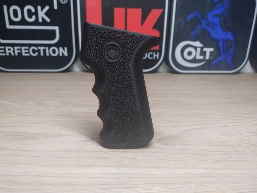 AK Grip  Hogue