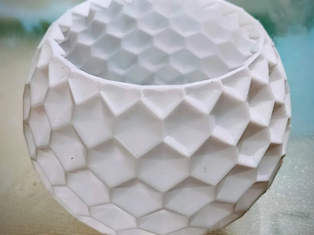 geodesic-planter