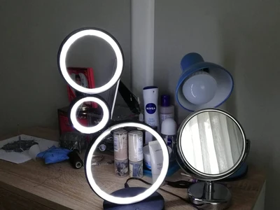 Desk Circle Lamp