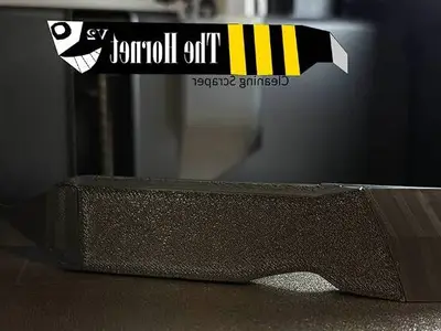 The Hornet Cleaning Scraper (V2)