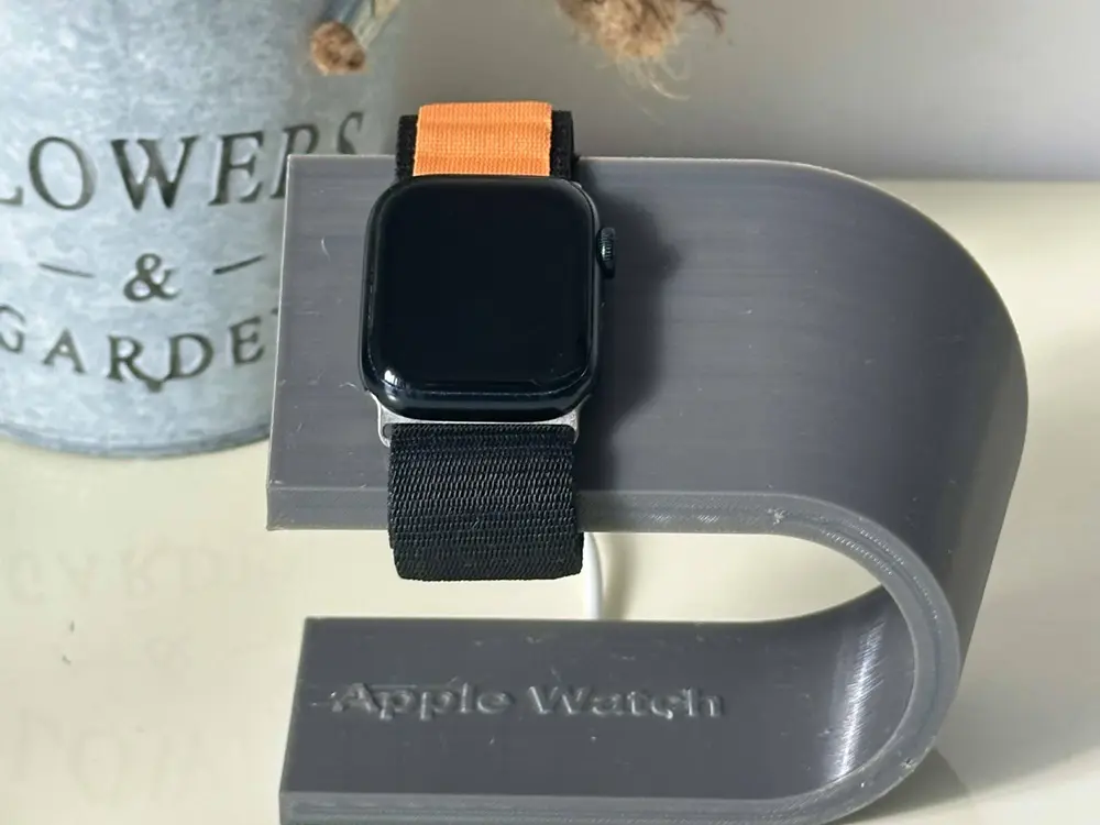 Stand Apple Watch