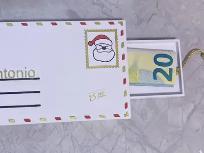 Christmas coin box