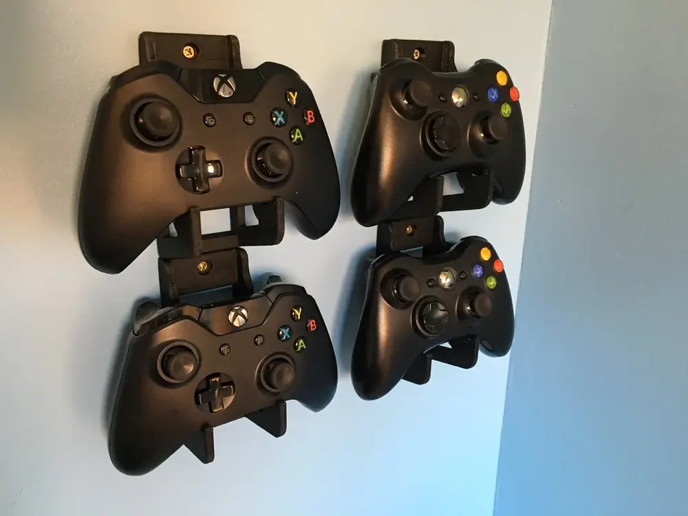Xbox Controller Hanger (360 and One)