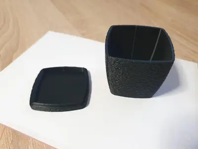 Box with cap