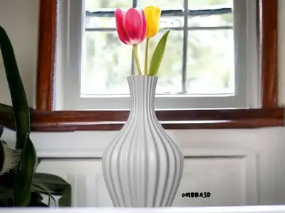 Wavy Design Vase – Style and Modernity