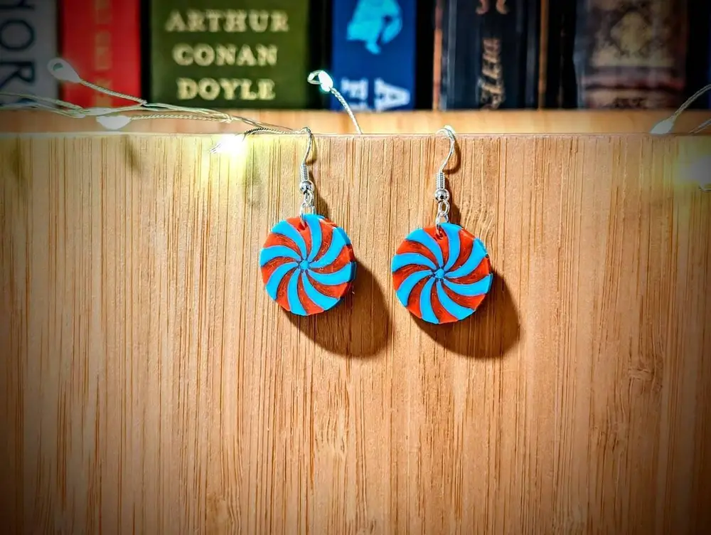 Christmas theme earring/keychain: Starlight mint